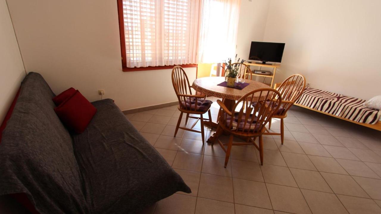 Apartments Miko มาลินสกา ภายนอก รูปภาพ